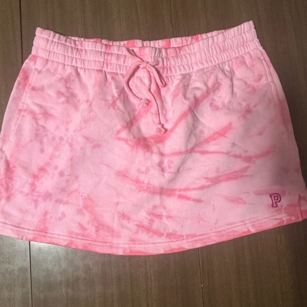 NWT Victoria’s Secret Pink Tie-Dye Skirt with Drawstring